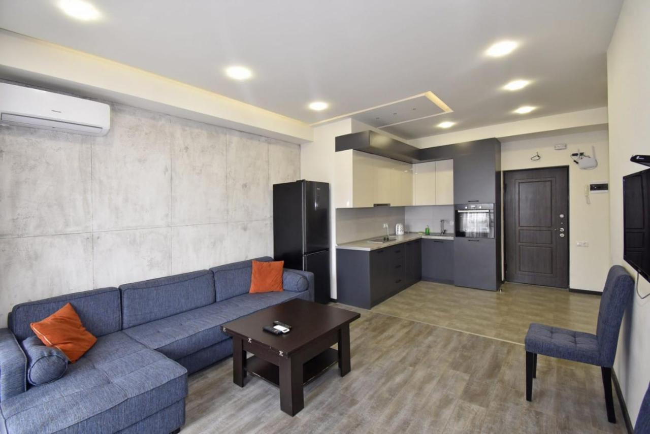 Rent Inn Yerevan On Koghbaci Street Екстер'єр фото